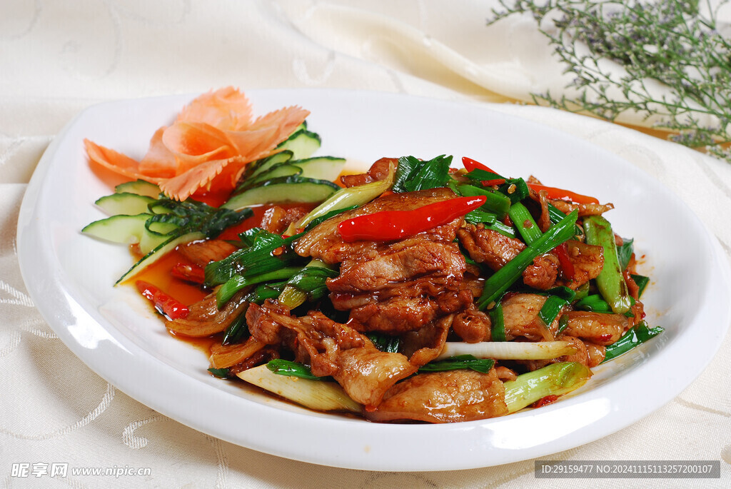 大蒜梗炒醬油肉