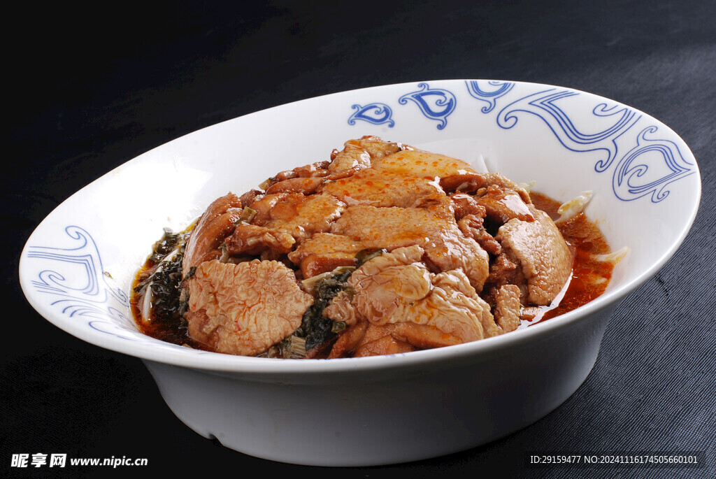 梅菜鹵排腿