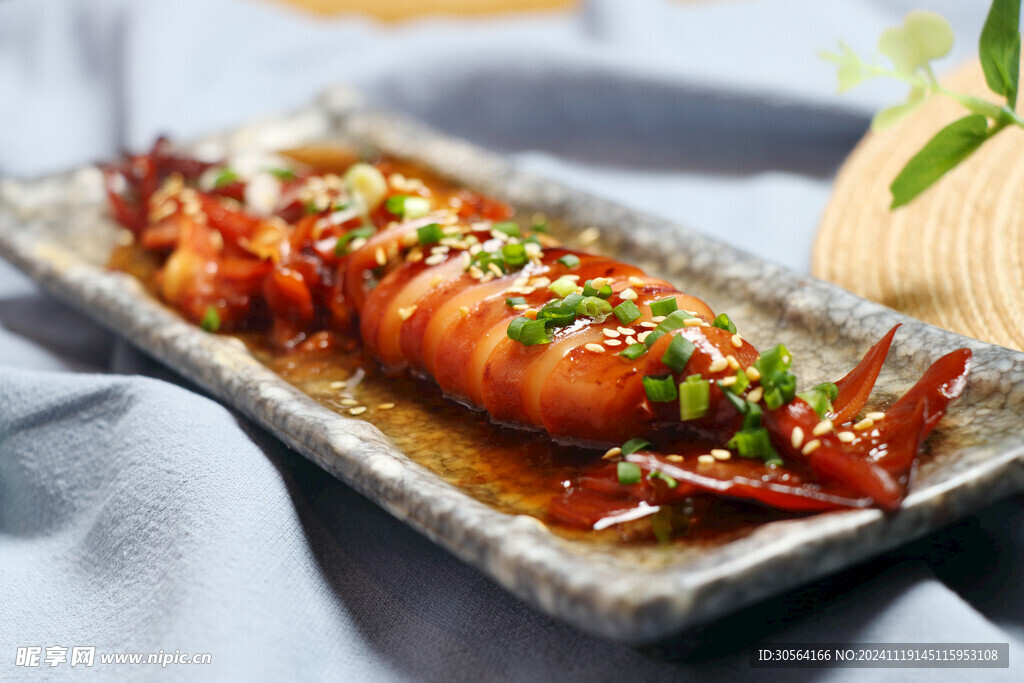 鐵板魷魚美食