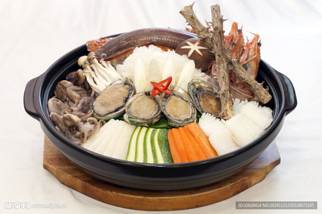 海鮮鮑魚煲