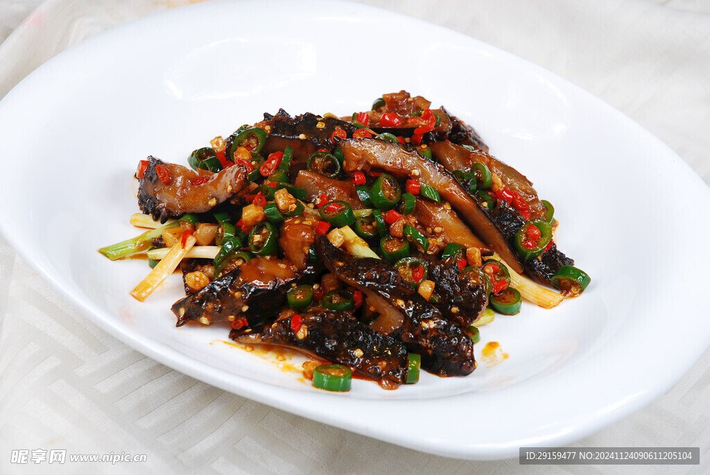 碎肉炒遼參