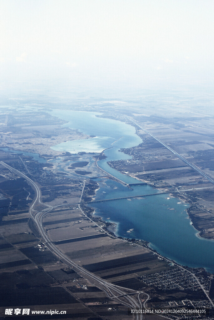 河岸風景