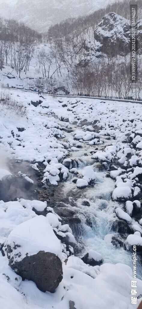 長白山溫泉小溪