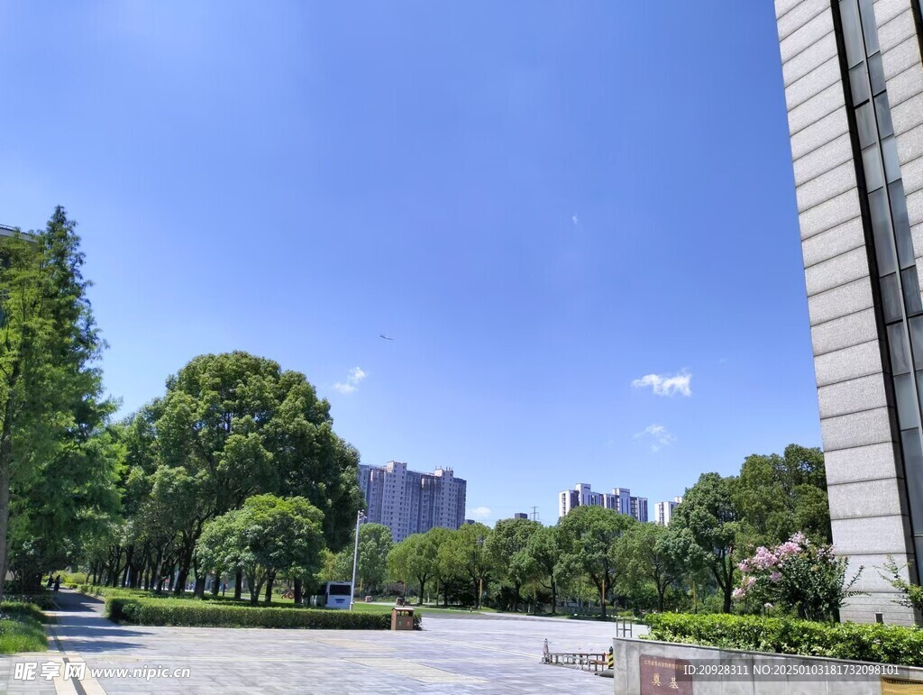 藍天白云
