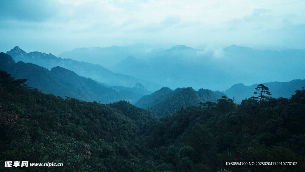 山脈山峰圖片