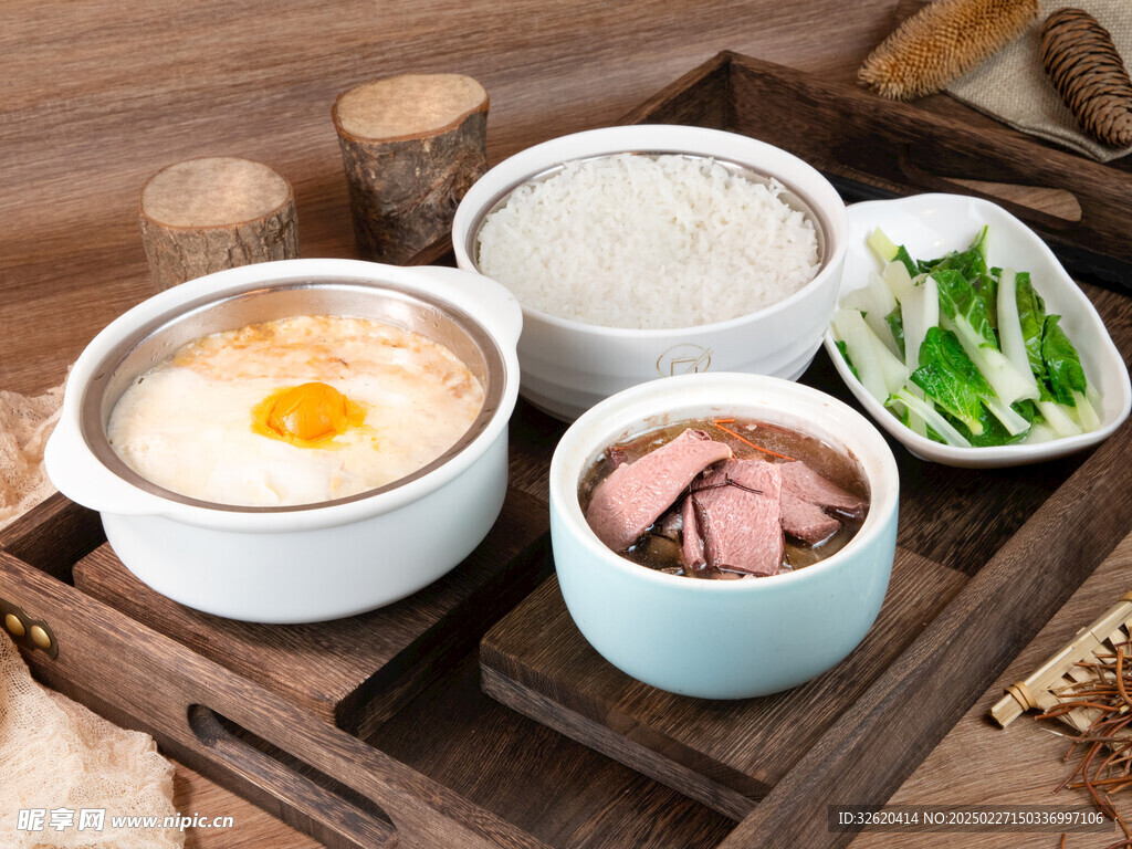 米飯?zhí)撞? 例湯