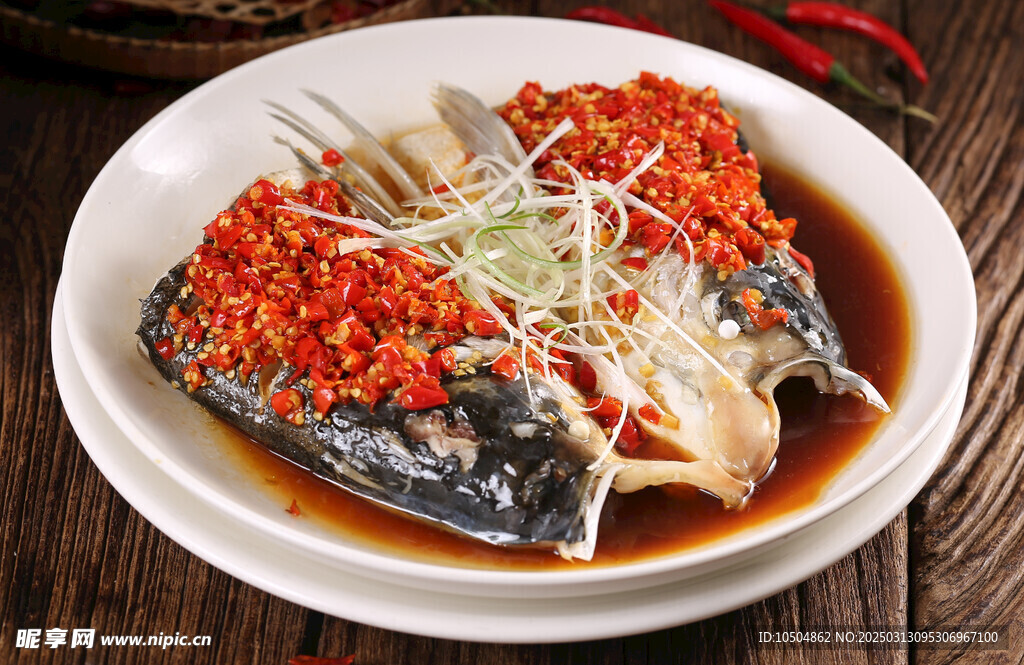 剁椒魚頭   