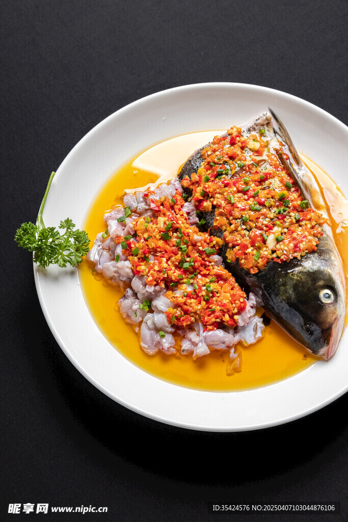 美食蒸魚頭