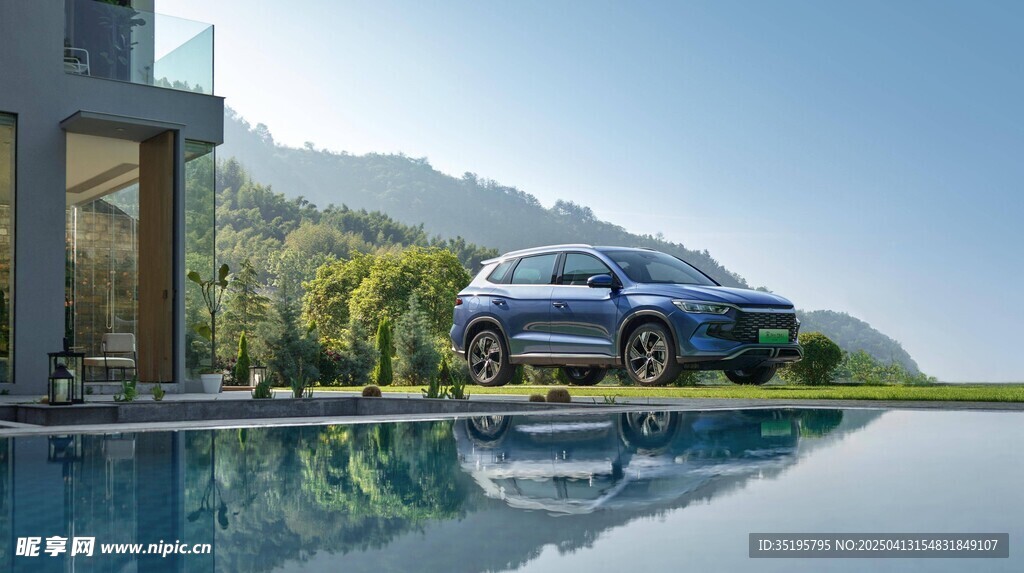 湖畔旁的時尚汽車與美景