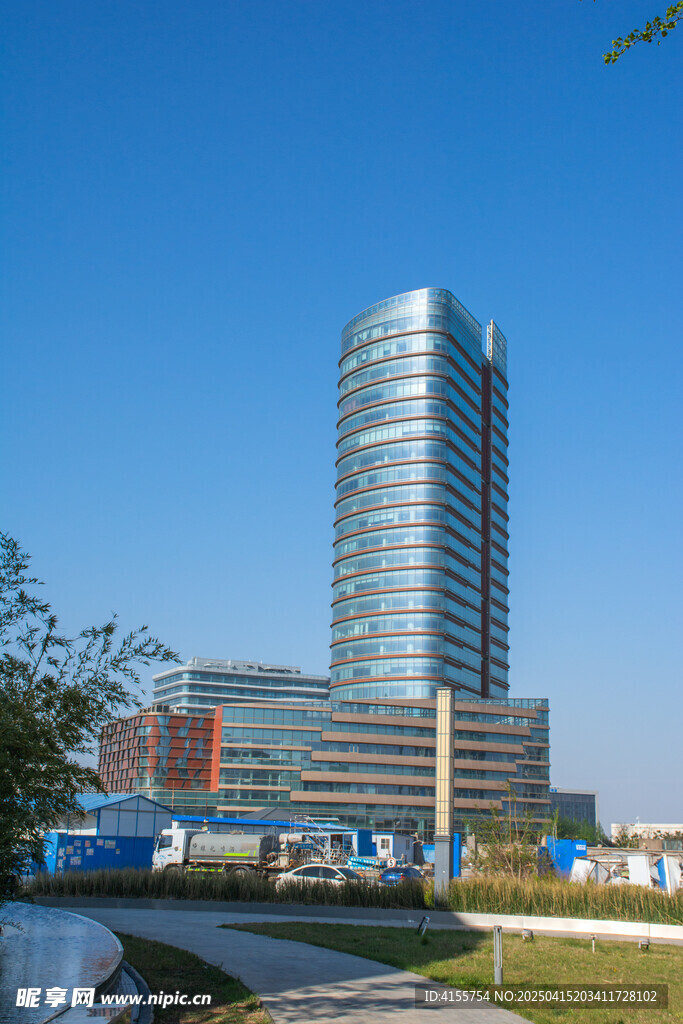 現代摩天大樓城市景觀