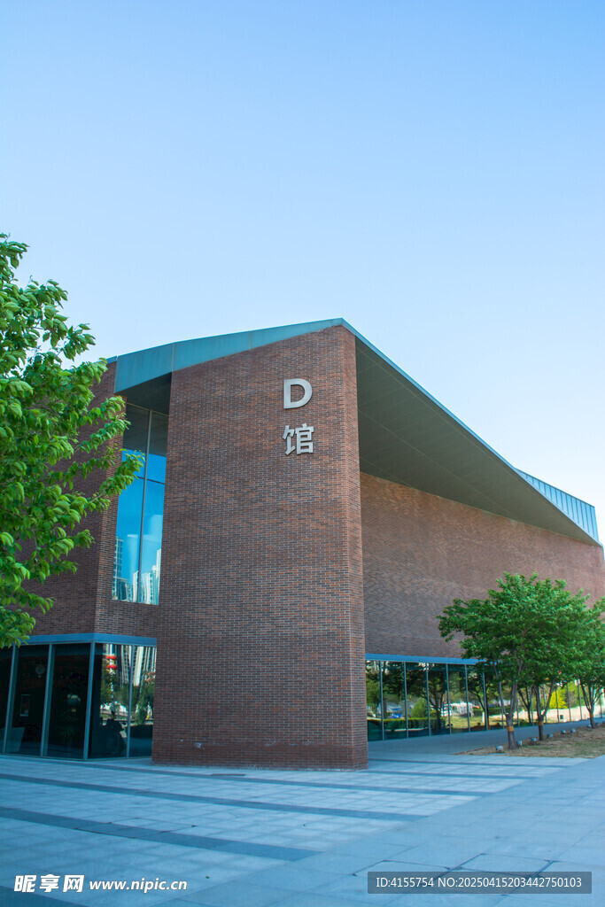 現代風格磚砌建筑外觀