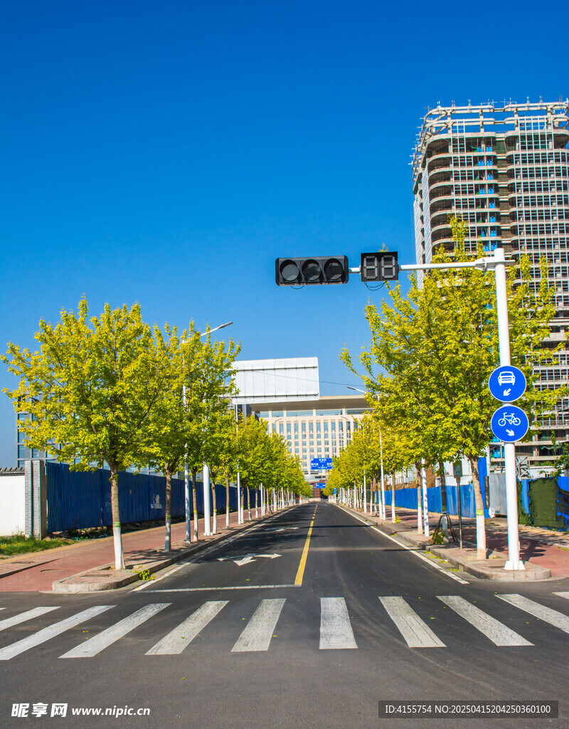 城市街道的清新風景
