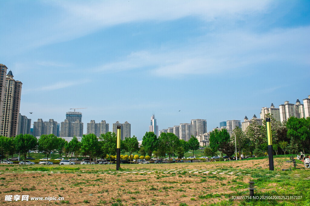 城市中的開闊綠地景觀