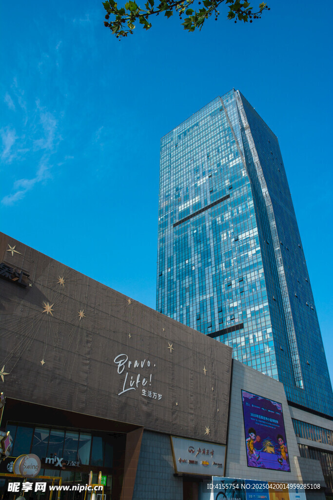 城市現代建筑與街邊景象