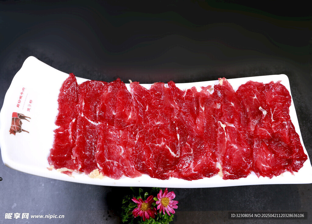 鮮切牛肉片擺盤展示