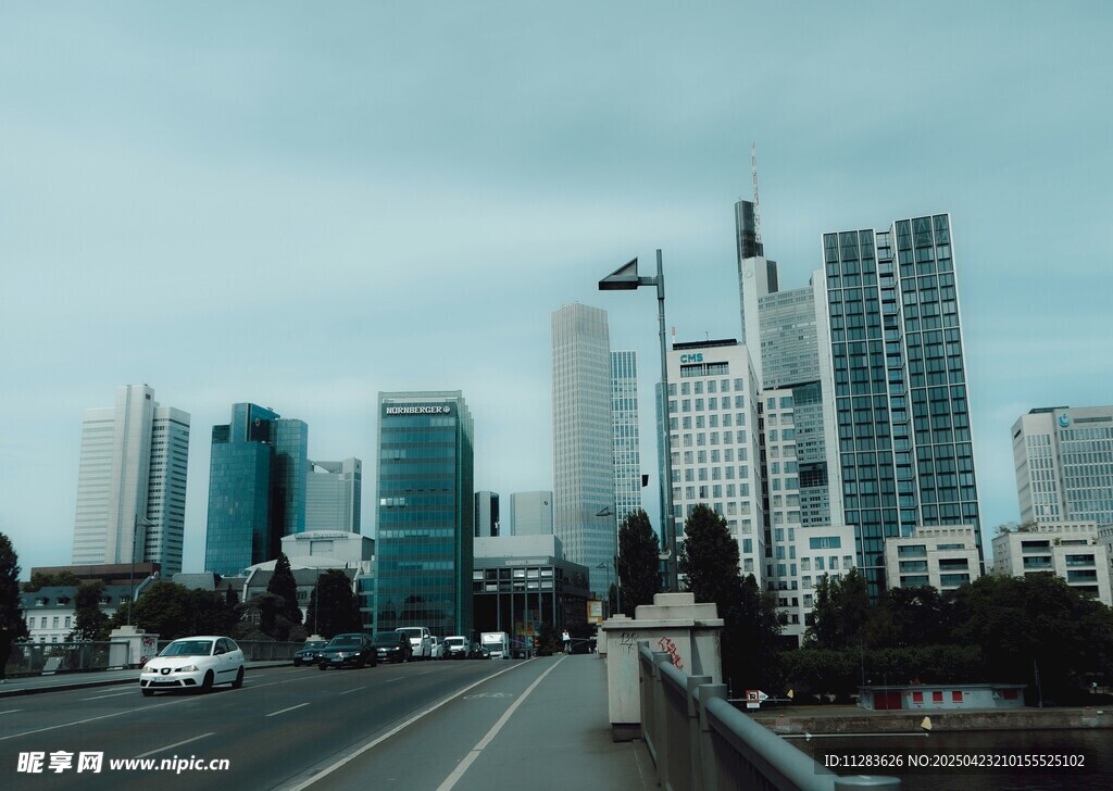現(xiàn)代高樓景觀