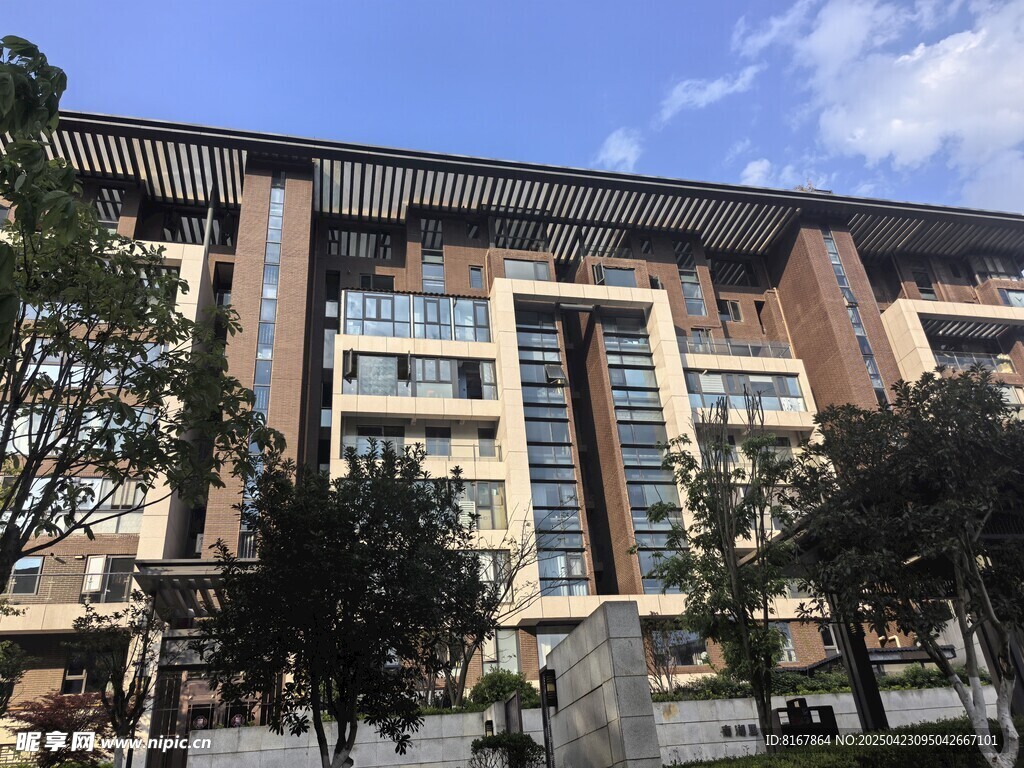 現代風格教學樓外觀