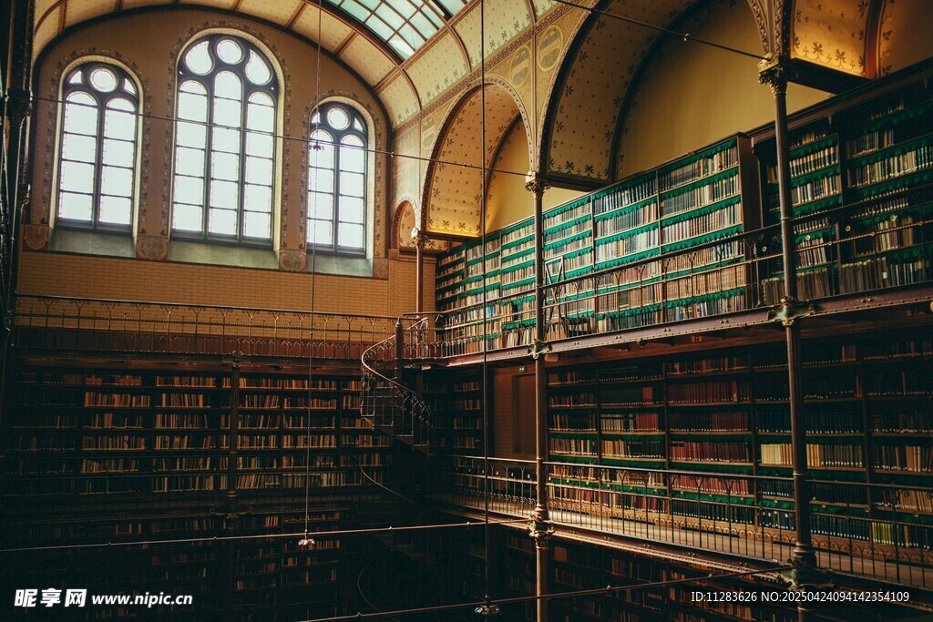 古典圖書館內景