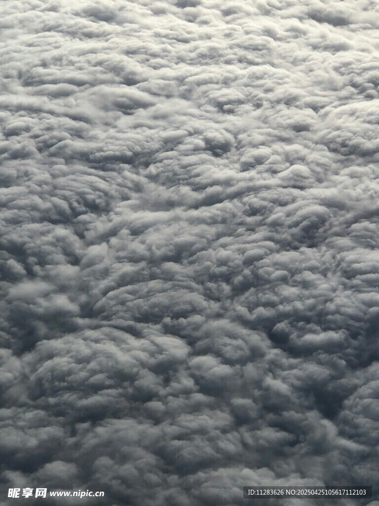 高空俯瞰云層景觀