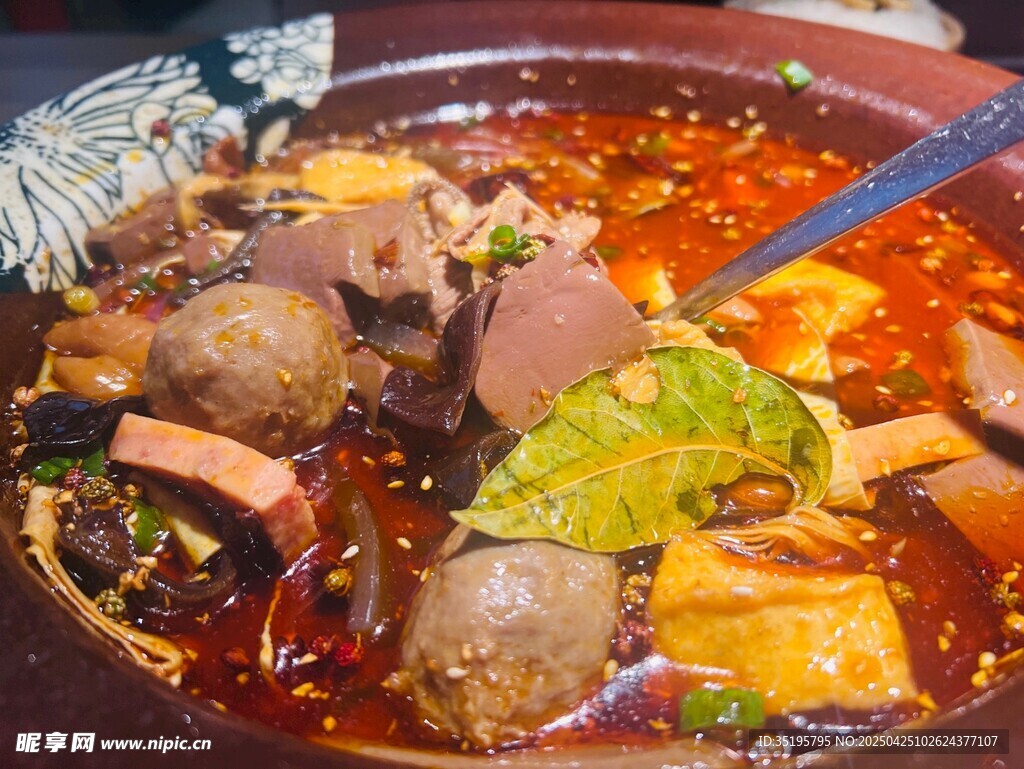 麻辣鮮香的美味火鍋
