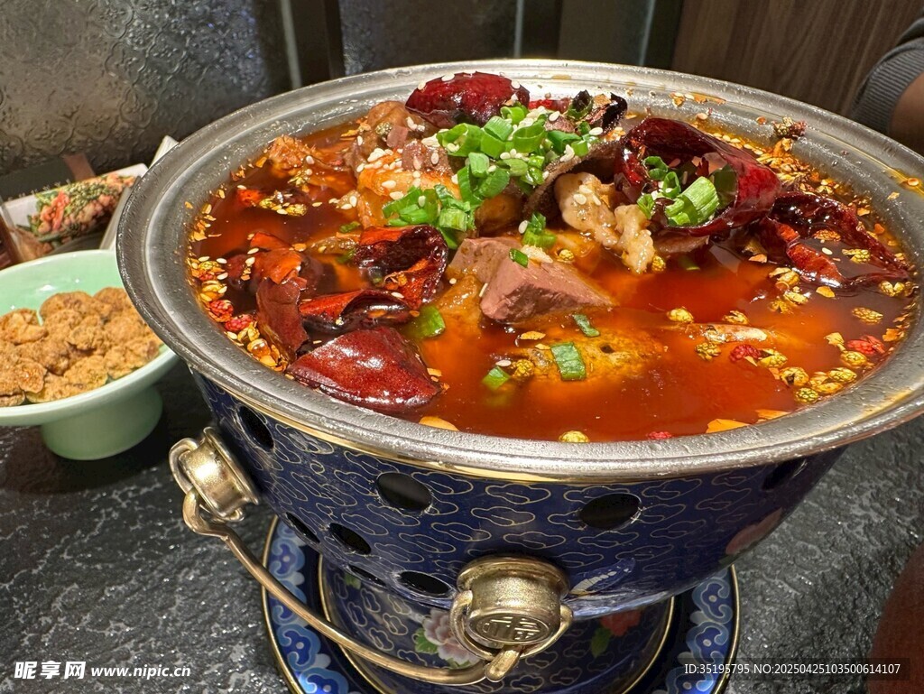 鮮香麻辣的美味火鍋