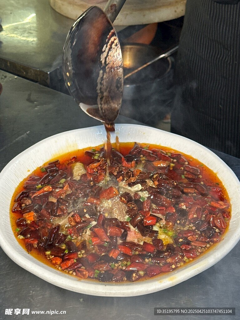鮮香熱辣的美味澆頭