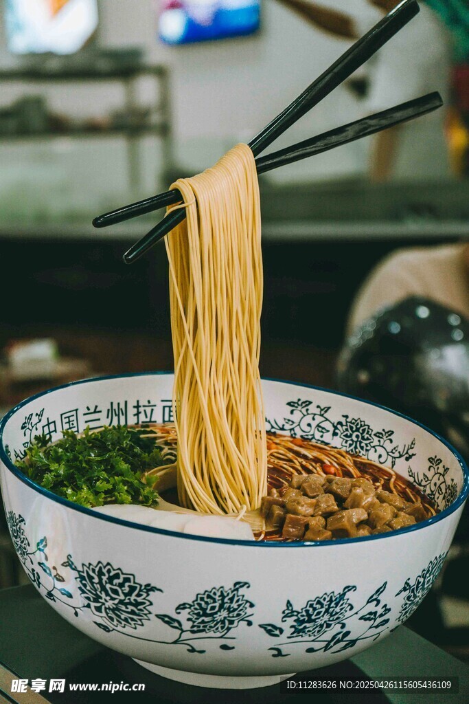 傳統美味面條誘人呈現