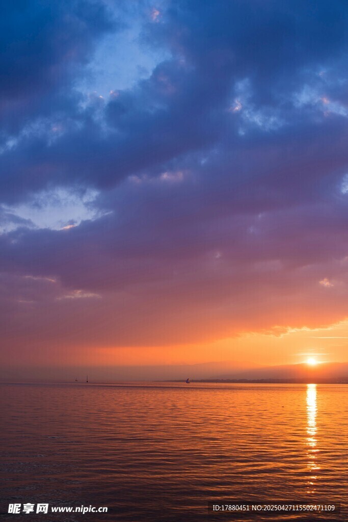 海上日落美景