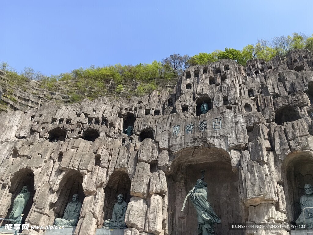 古老石砌建筑景觀