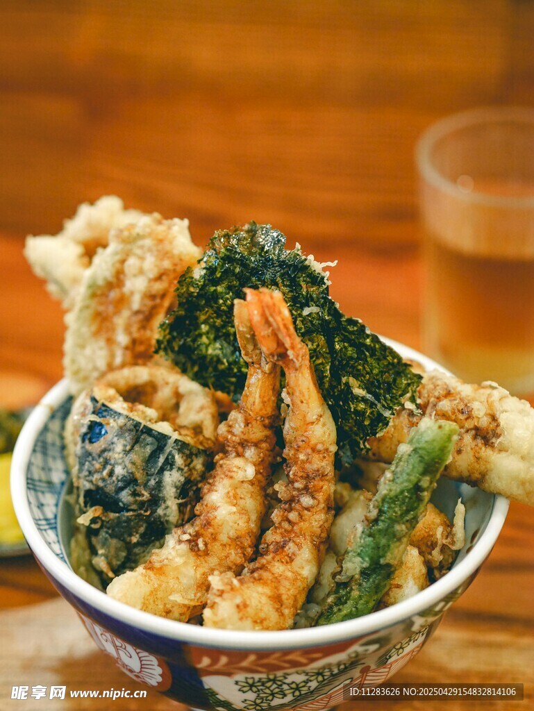 天婦羅蓋飯 美味誘人