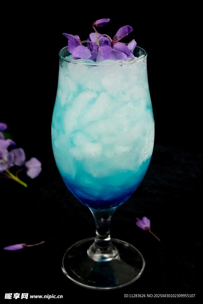 夢幻藍紫色漸變雞尾酒