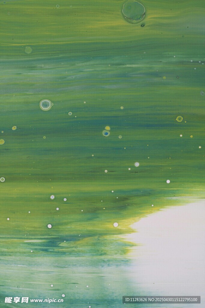 清新綠調水彩氣泡畫面