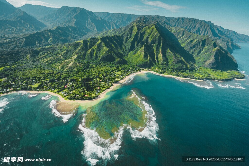 海島青山碧海絕美風光