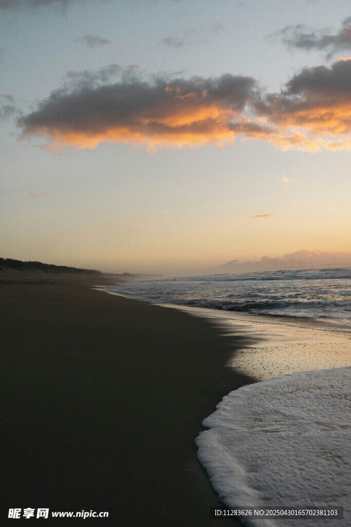 海邊日落美景