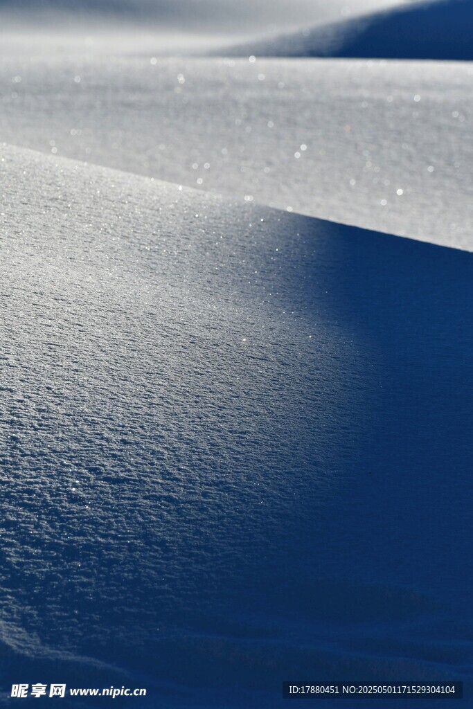 冬日雪面