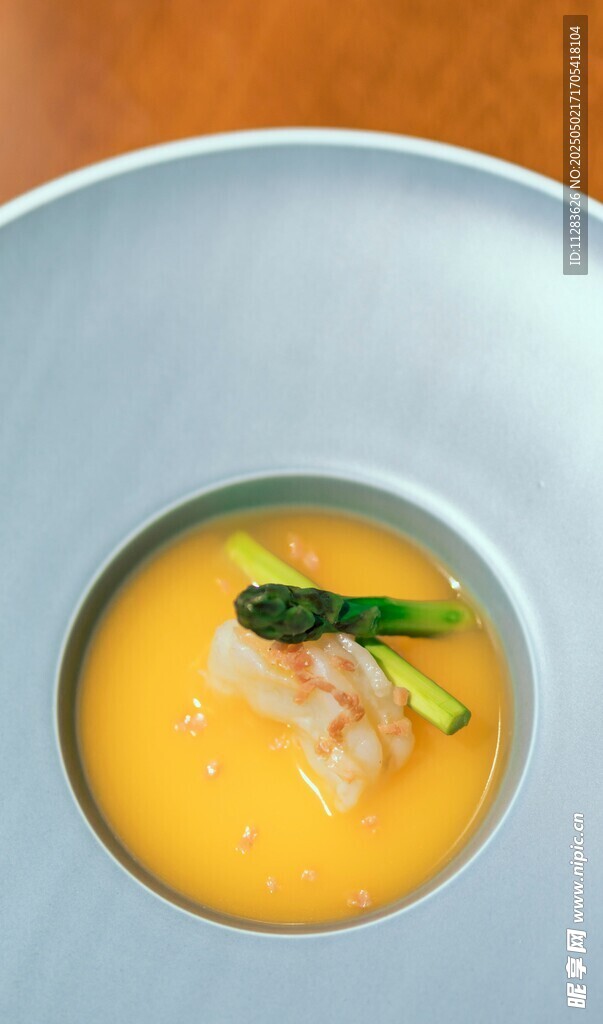 精致海鮮南瓜濃湯料理