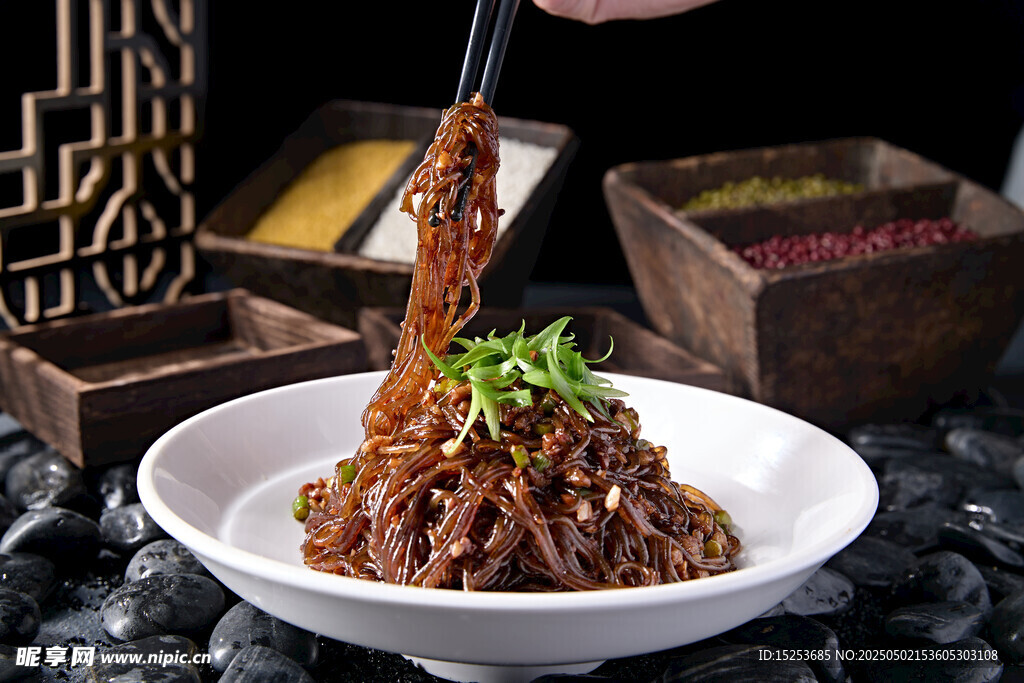 香辣牛肉絲 美味誘人