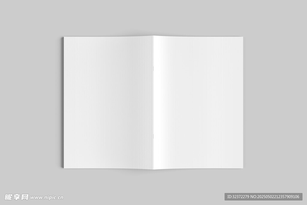 空白翻開的畫冊