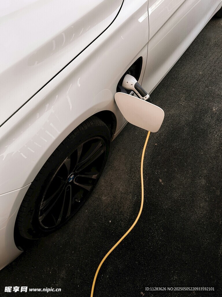 電動汽車正在充電場景