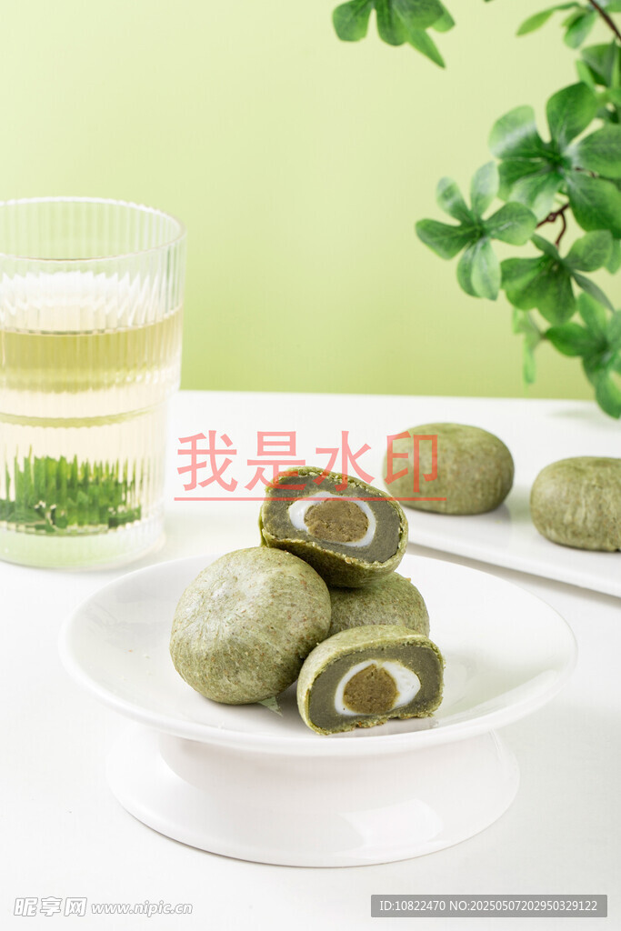 抹茶夾心麻薯甜點展示