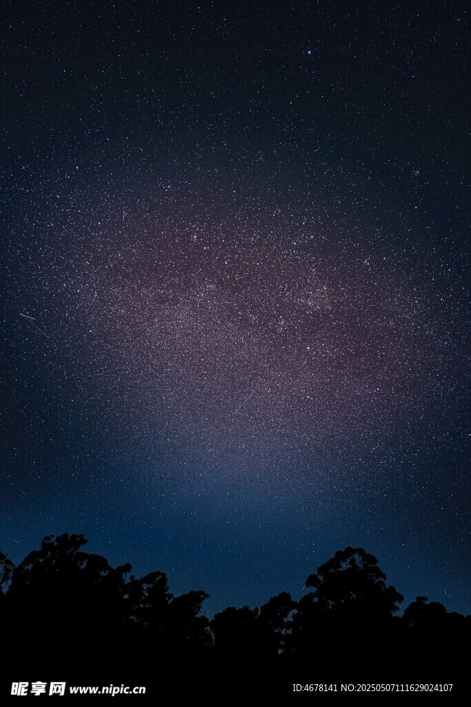 夜空下的璀璨星河