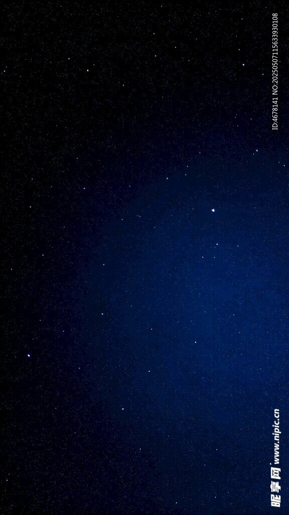 深邃夜空下的點點繁星
