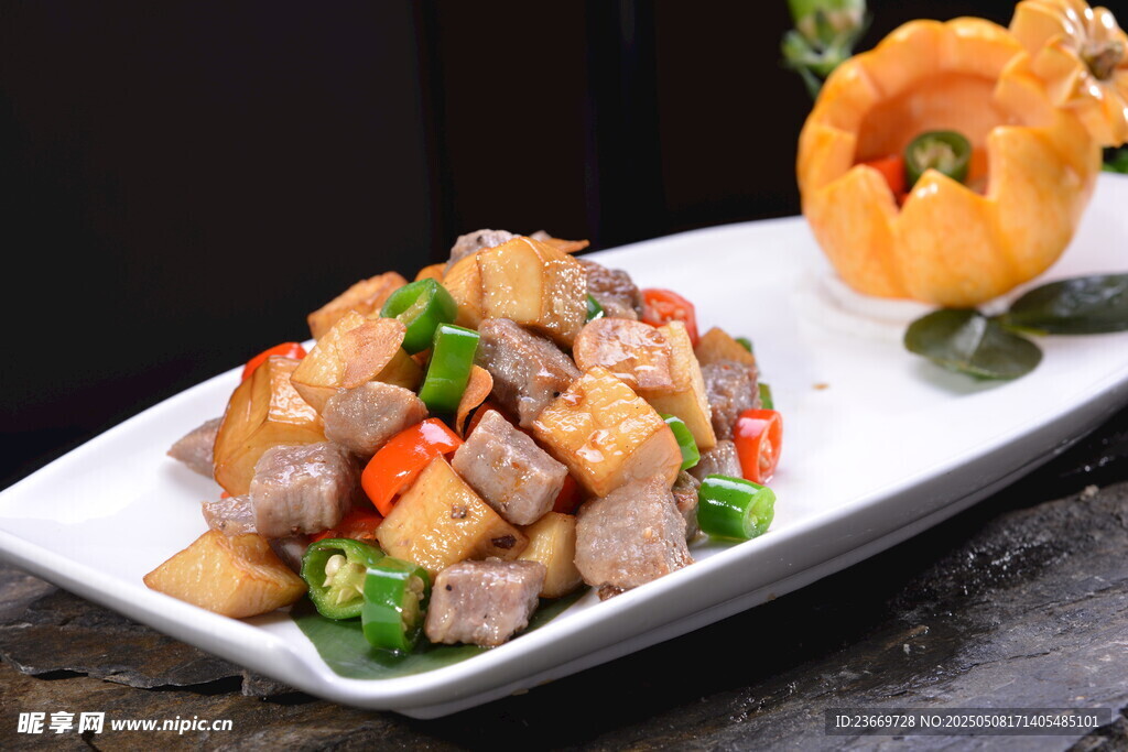 杏鮑菇牛肉粒