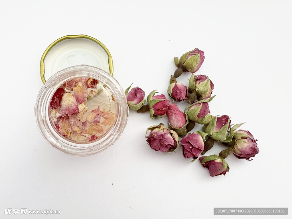 罐裝玫瑰花茶與花骨朵