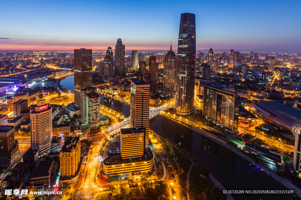 上海璀璨夜景城市天際線