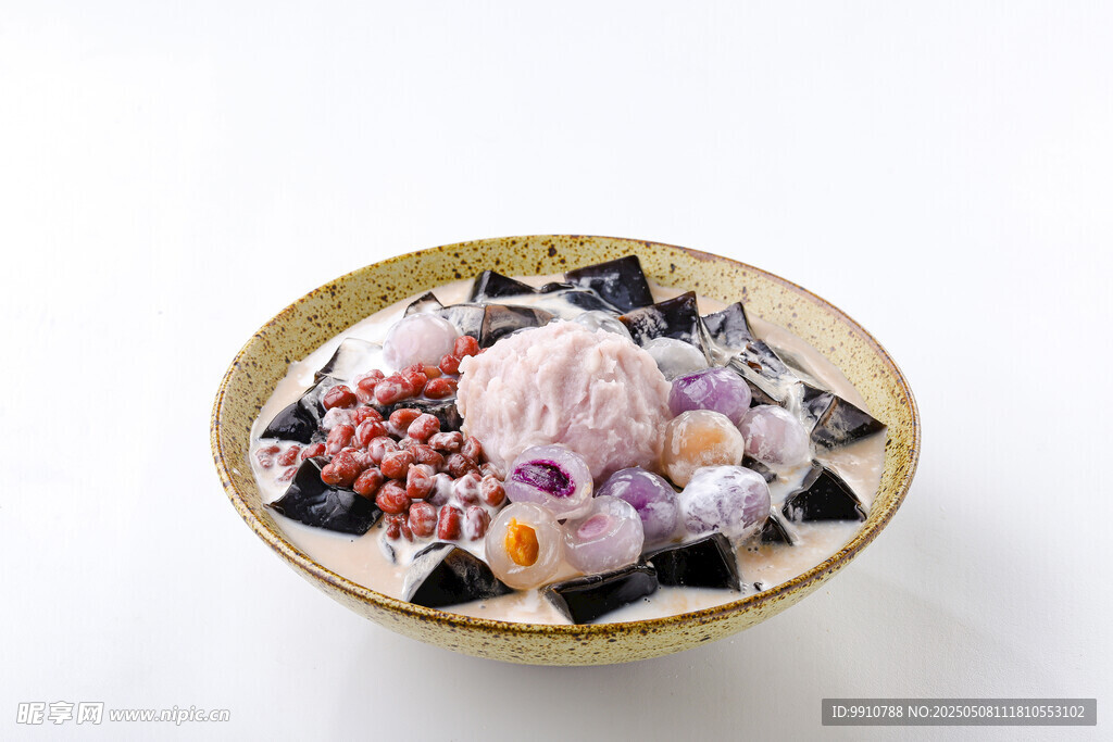 紫薯芋圓紅豆燒仙草甜品