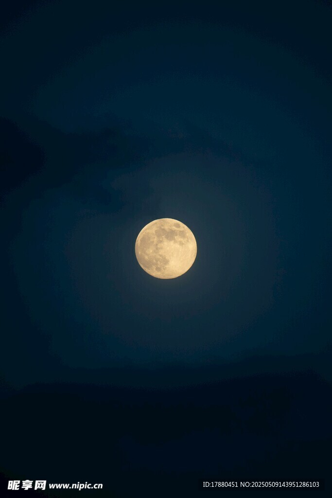 圓月
