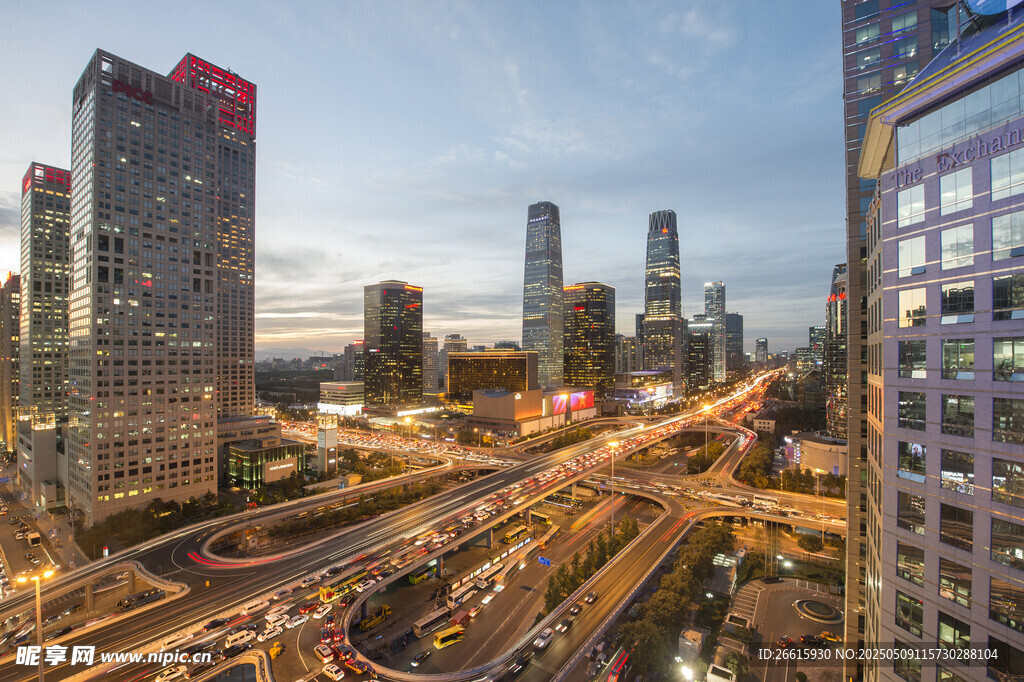 都市繁華夜景俯瞰圖