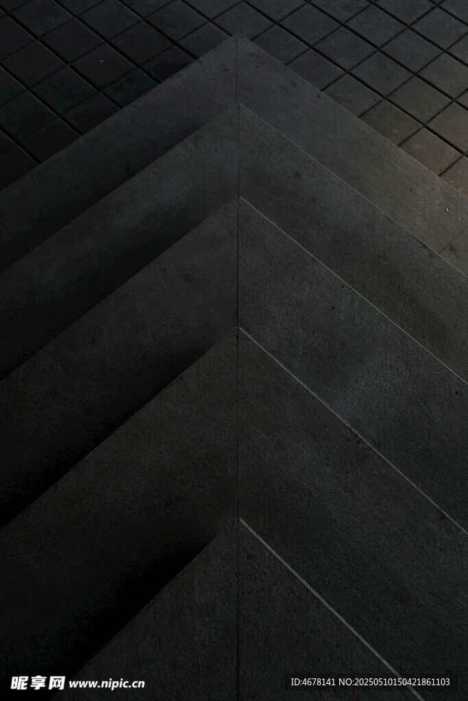 深色幾何紋理地面圖案