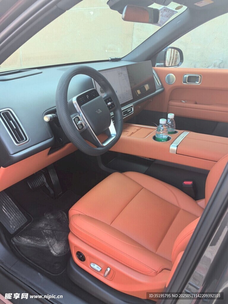 豪華汽車內飾展示